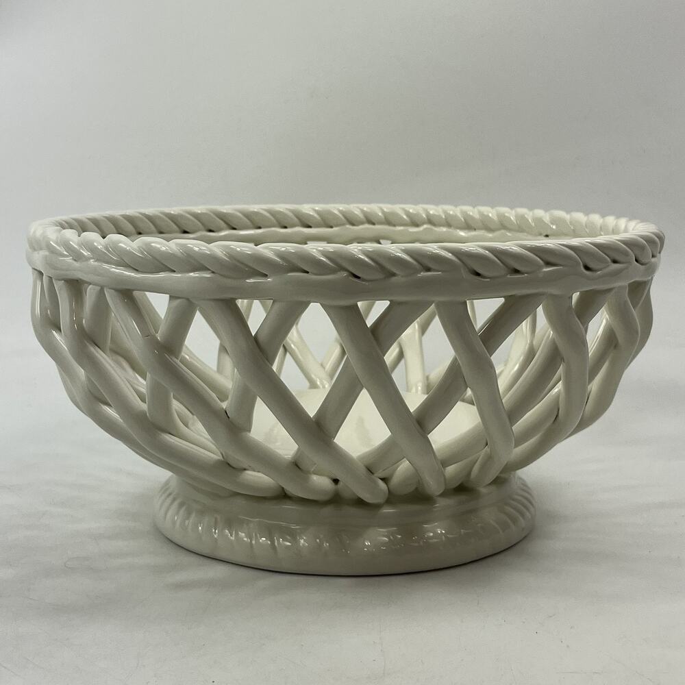 España Lifestyle Hot N Cold Basket 9.5" Ceramic Bread Fruit Bowl Pearl White In